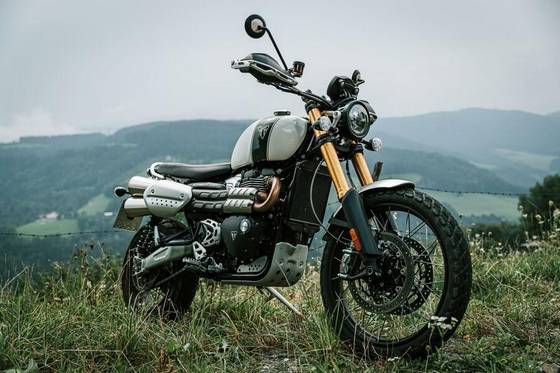 TRIUMPH BONNEVILLE SCRAMBLER 1200 XE 